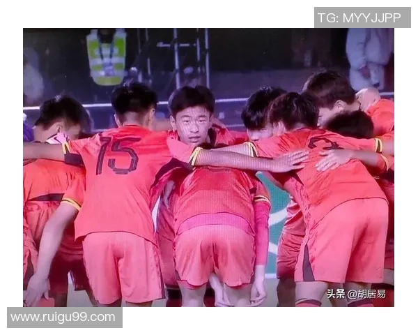 足球明星罹患癌症消息引发关注球迷纷纷送上祝福与支持