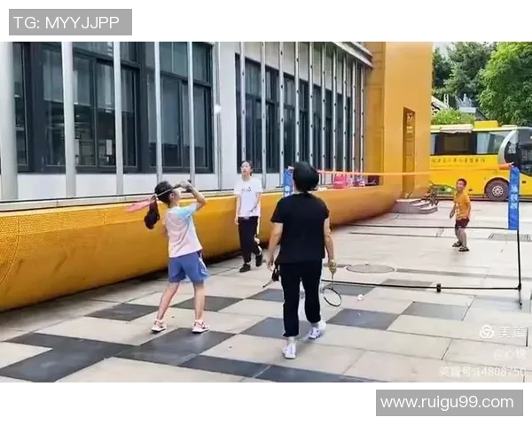 亚洲足球明星的日常生活揭秘从晨练到赛场的精彩瞬间